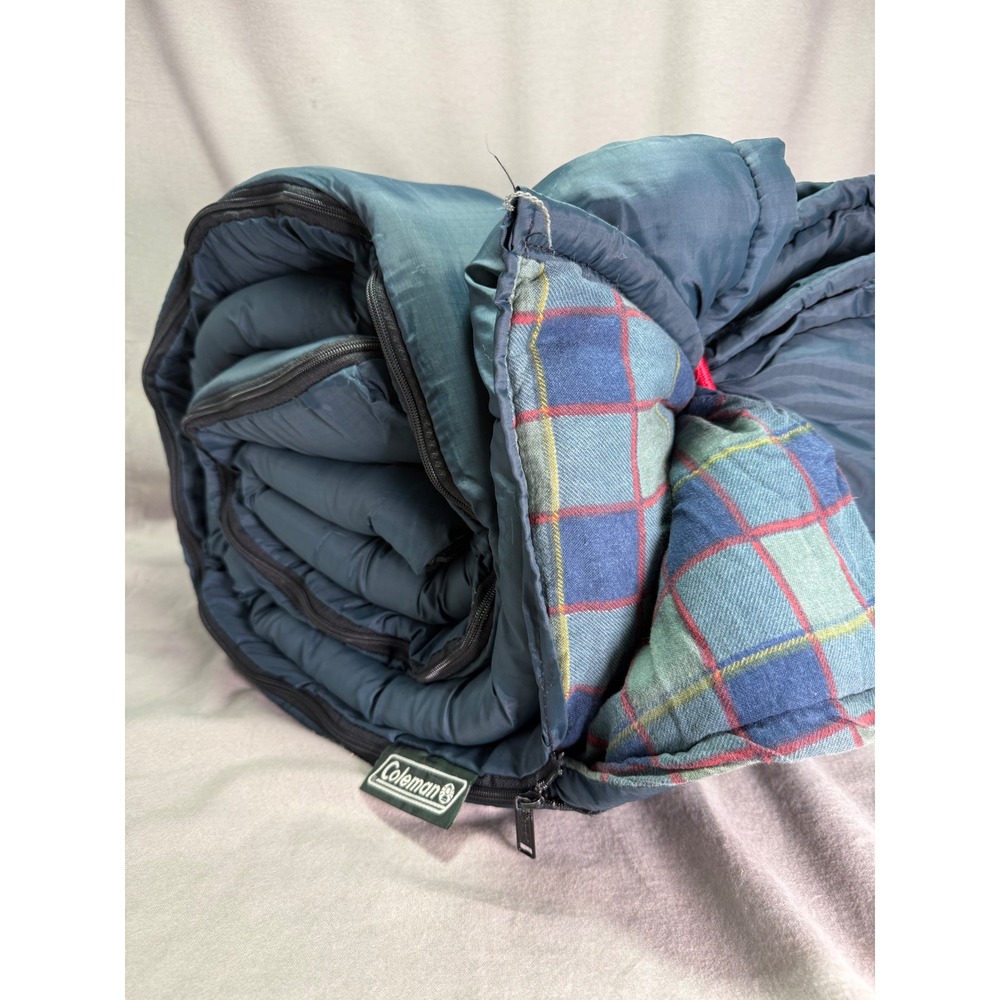 Coleman Sleeping Bag Blue Plaid Flannel Lined DuPont Hollofil Vintage 80s 33x77